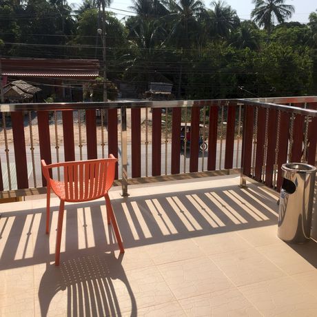 Imagen de la habitación del Hotel Pra-ae Lanta Apartment. Foto 3