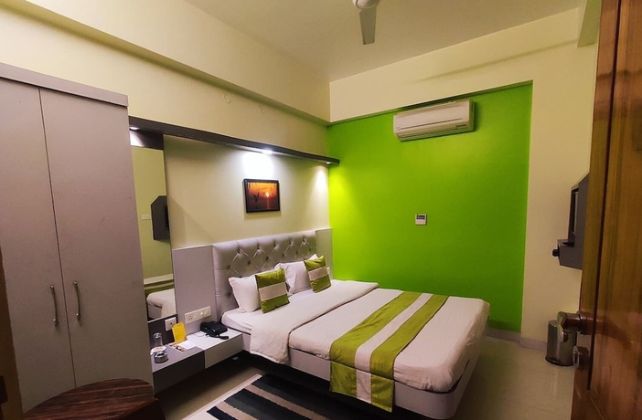 Imagen de la habitación del Hotel Prabhat. Foto 1