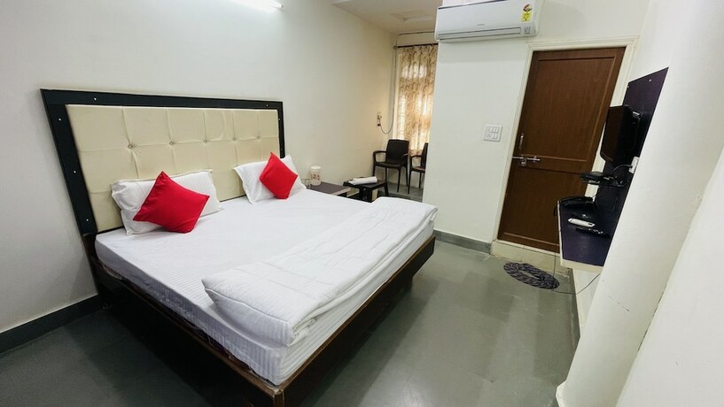 Imagen de la habitación del Hotel Prabhat Palace. Foto 7
