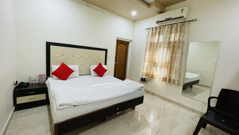 Imagen de la habitación del Hotel Prabhat Palace. Foto 8
