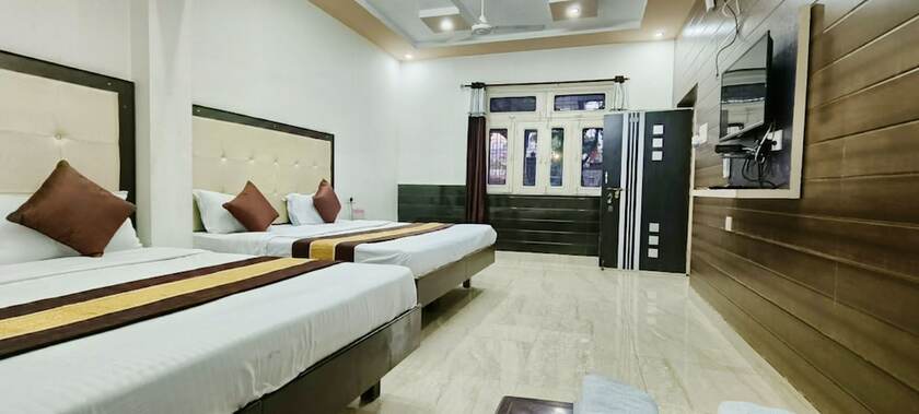 Imagen de la habitación del Hotel Prabhat Palace. Foto 9