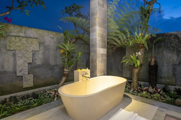 Imagen de la habitación del Hotel Prabhu Ubud Villa. Foto 28