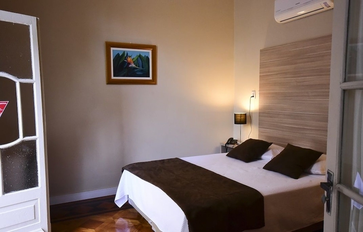 Imagen de la habitación del Hotel Pra&ccedil;a Da Matriz. Foto 3