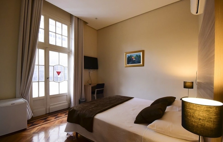 Imagen de la habitación del Hotel Pra&ccedil;a Da Matriz. Foto 4
