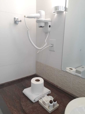 Imagen de la habitación del Hotel Pra&ccedil;a Da Matriz. Foto 6