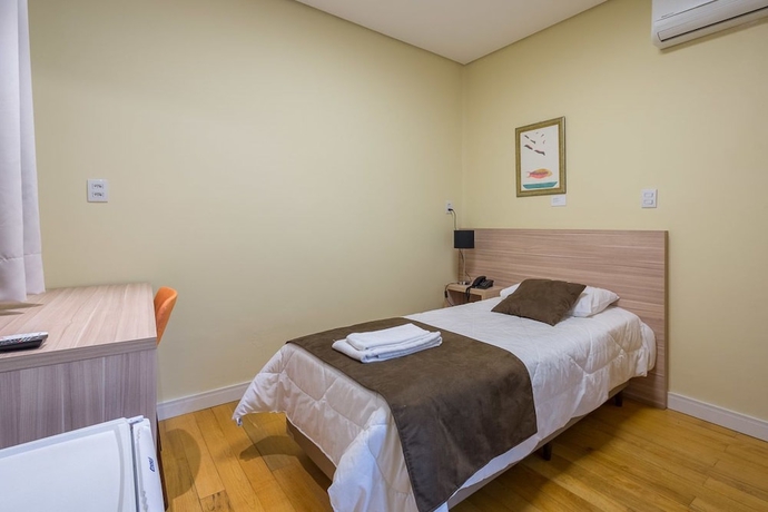 Imagen de la habitación del Hotel Pra&ccedil;a Da Matriz. Foto 7