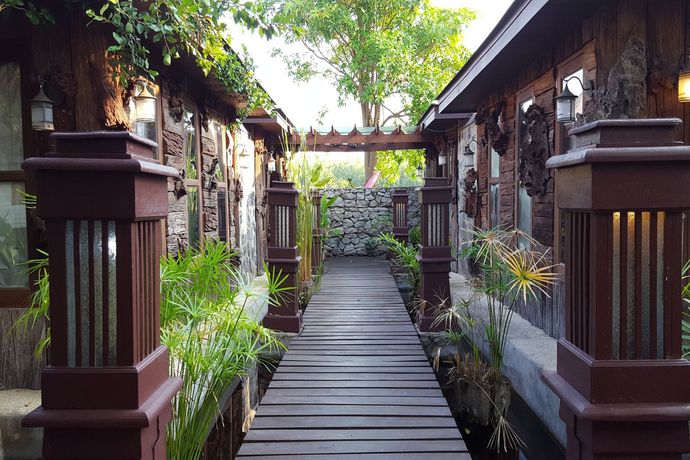 Imagen de los exteriores del Hotel Prachuab Garden View Resort. Foto 5