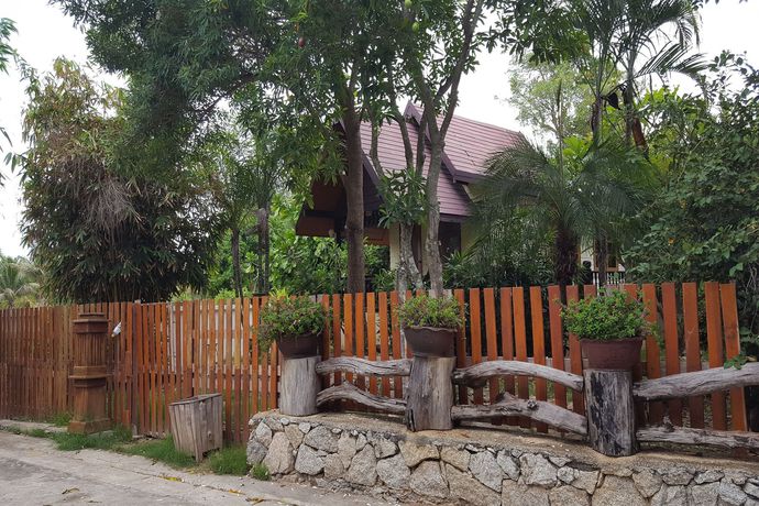 Imagen de los exteriores del Hotel Prachuab Garden View Resort. Foto 8
