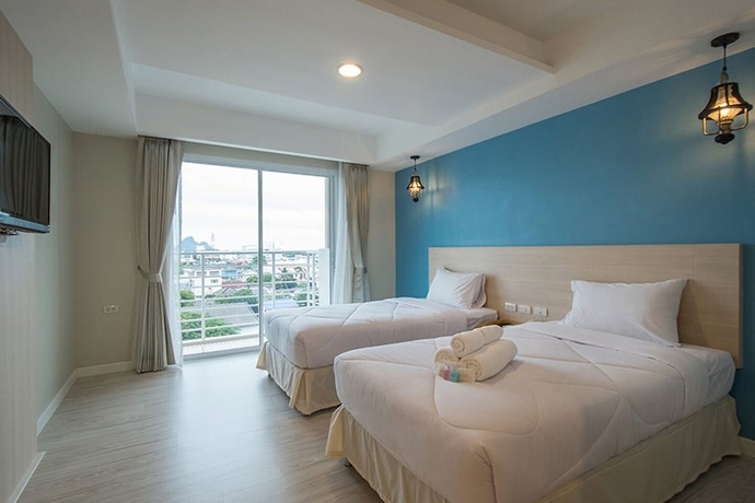 Imagen de la habitación del Hotel Prachuap Grand. Foto 8