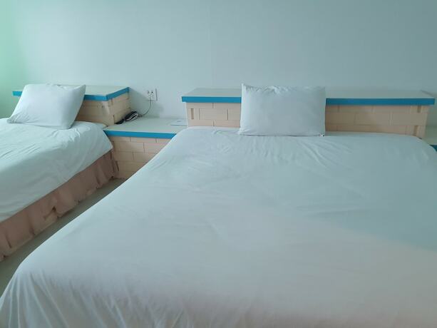 Imagen general del Hotel Prachuap Saam Ao. Foto 12