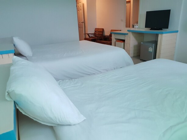 Imagen de la habitación del Hotel Prachuap Saam Ao. Foto 14