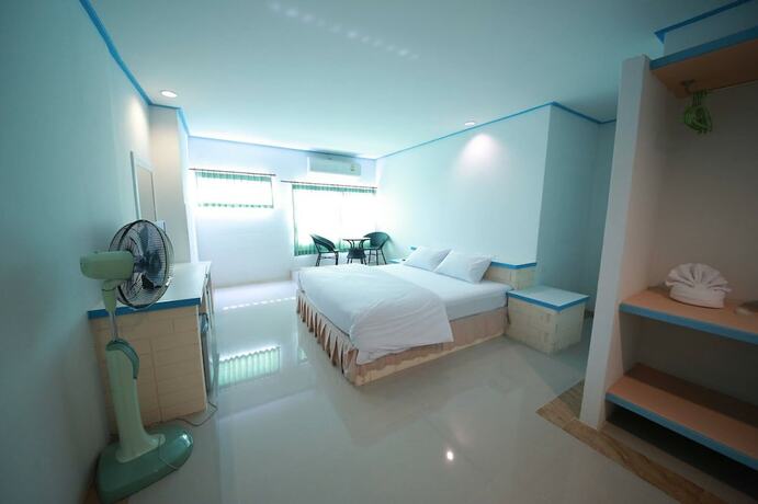 Imagen de la habitación del Hotel Prachuap Saam Ao. Foto 31