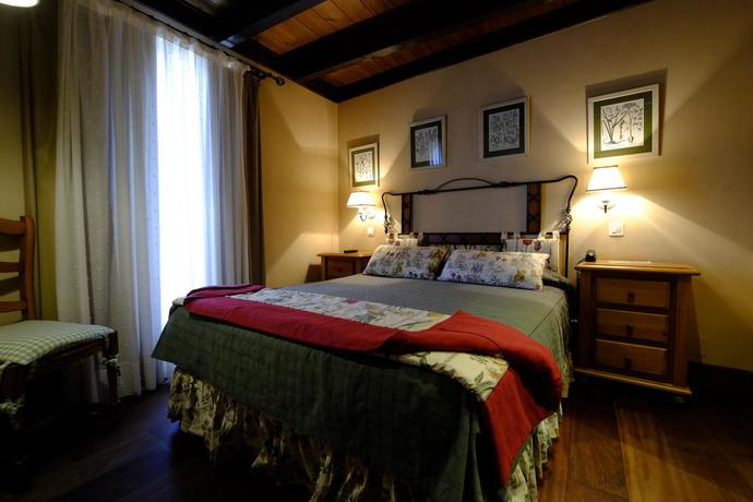 Imagen de la habitación del Hotel Pradas Ordesa. Foto 7