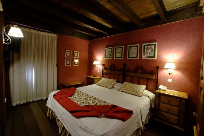 Imagen de la habitación del Hotel Pradas Ordesa. Foto 9