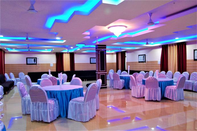 Imagen de los interiores del Hotel Pradeep Palace. Foto 11
