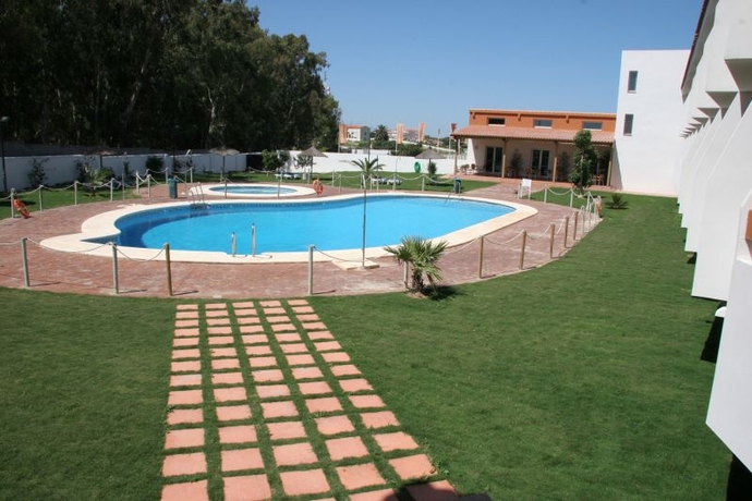 Imagen general del Hotel Pradillo Conil. Foto 6