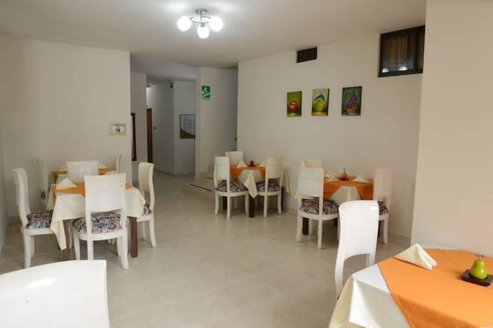 Imagen del bar/restaurante del Hotel Prado 34 West. Foto 2