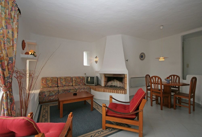 Imagen de los interiores del Hotel Prado Do Golf. Foto 9