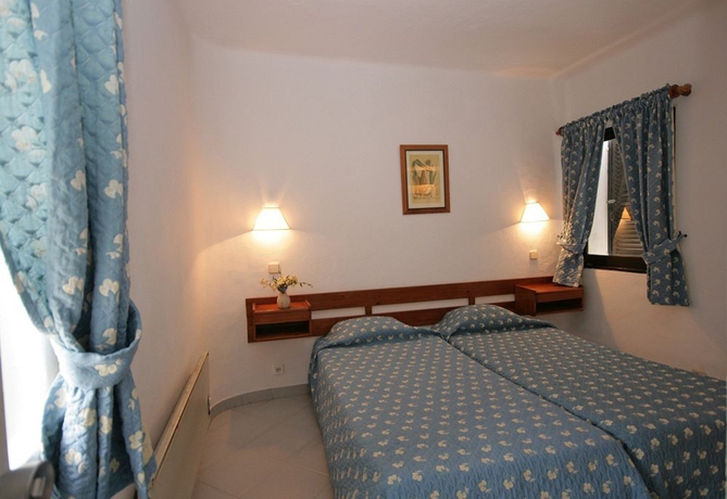 Imagen de la habitación del Hotel Prado Do Golf. Foto 6