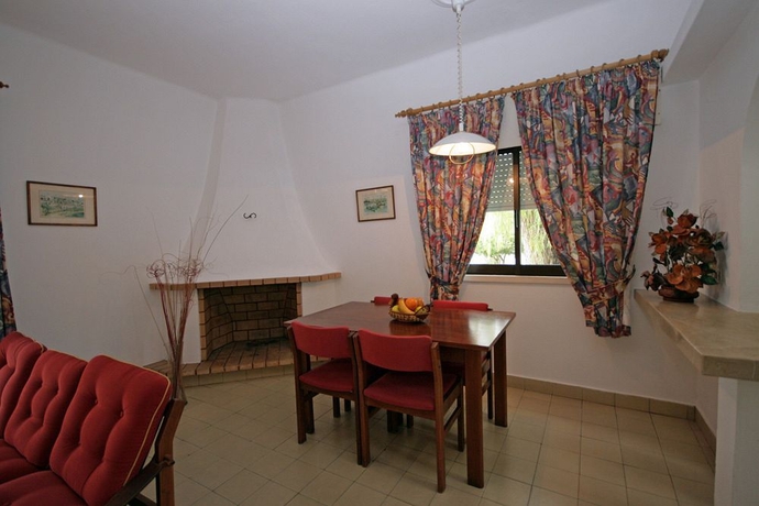 Imagen de los interiores del Hotel Prado Do Golf. Foto 11