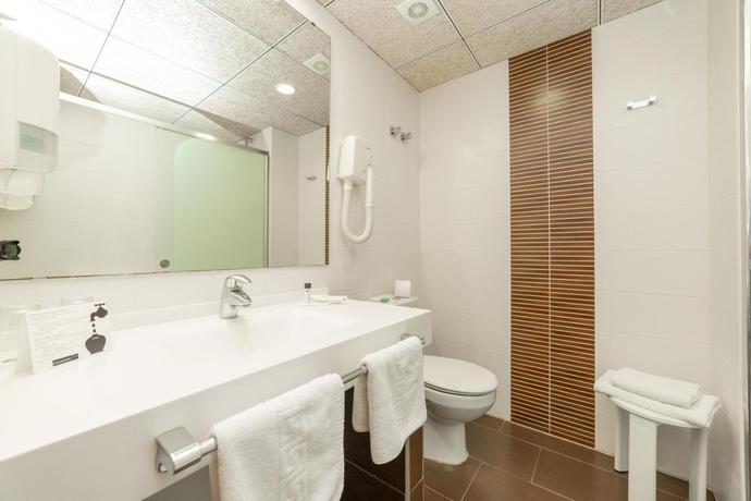 Imagen de la habitación del Hotel Prado II. Foto 5