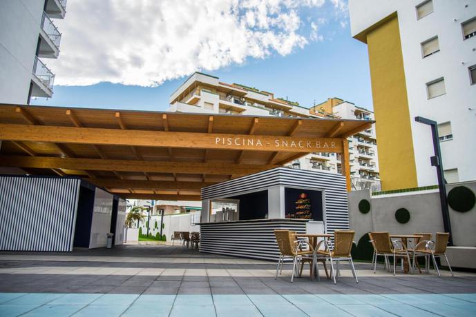 Imagen del bar/restaurante del Hotel Prado II. Foto 2