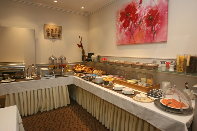 Imagen del bar/restaurante del Hotel Prado, Ostende. Foto 2