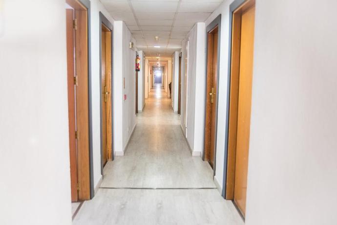 Imagen de los interiores del Hotel Prado Real. Foto 20