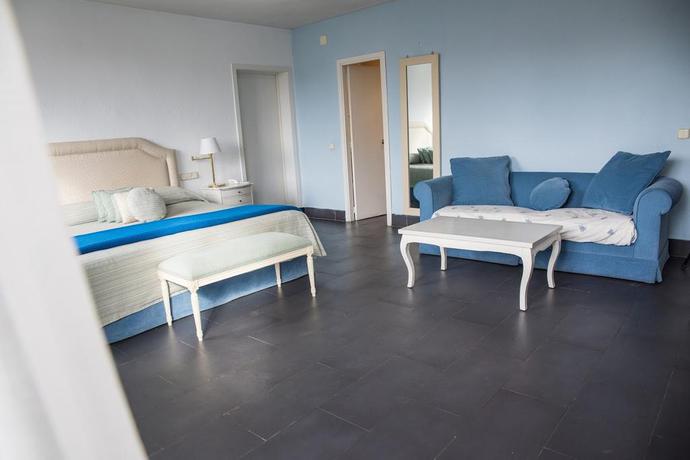 Imagen de la habitación del Hotel Prado Real. Foto 10