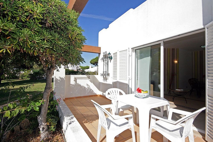 Imagen de los exteriores del Hotel Prado Villas. Foto 6