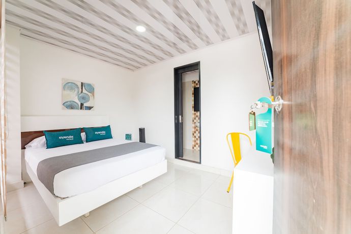 Imagen de la habitación del Hotel Prados del Sur. Foto 6