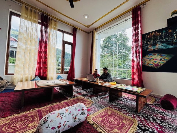 Imagen de los interiores del Hotel Prafull. Foto 16