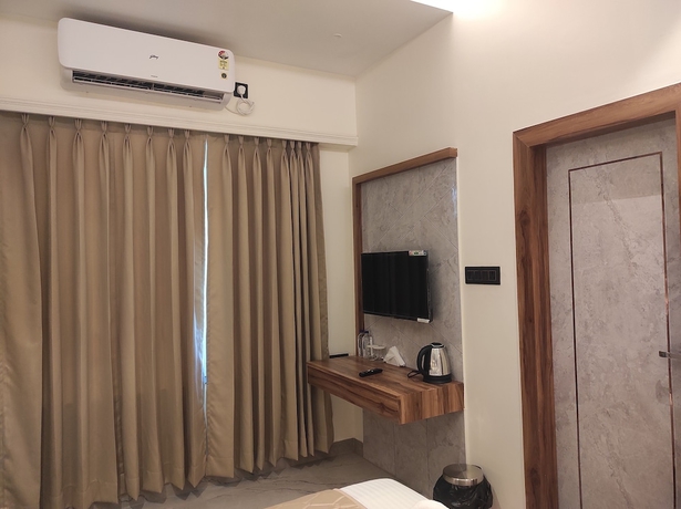 Imagen de la habitación del Hotel Prag Mahal Residency. Foto 5