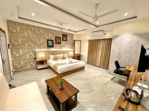 Imagen de la habitación del Hotel Prag Mahal Residency. Foto 6