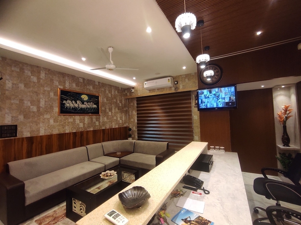Imagen de los interiores del Hotel Prag Mahal Residency. Foto 14