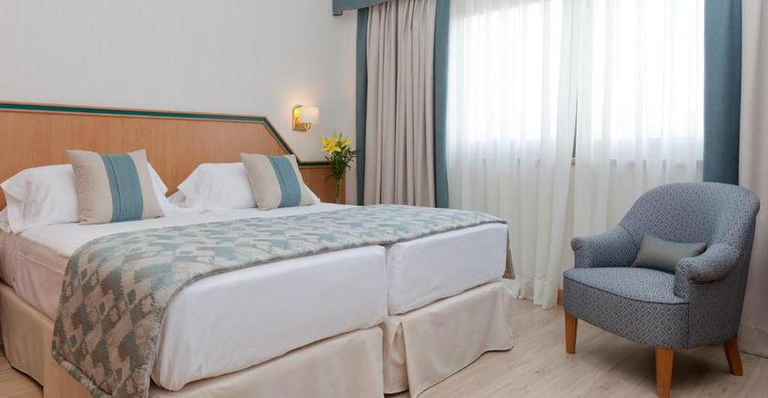 Imagen general del Hotel Praga, Carabanchel. Foto 1