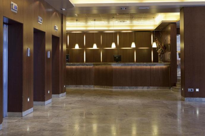 Imagen de los interiores del Hotel Praga. Foto 11