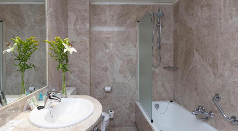 Imagen de la habitación del Hotel Praga. Foto 6