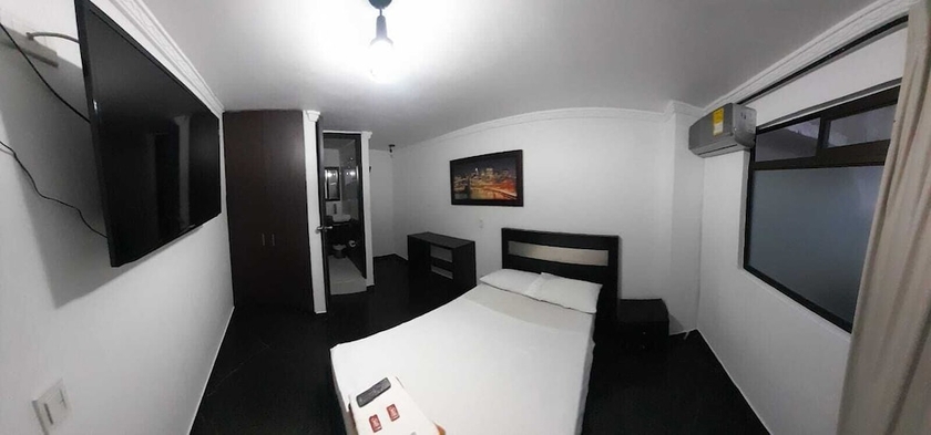 Imagen general del Hotel Praga Medellín. Foto 1