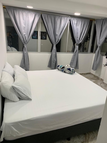 Imagen de la habitación del Hotel Praga Medell&iacute;n. Foto 2