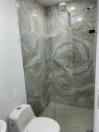 Imagen de la habitación del Hotel Praga Medell&iacute;n. Foto 7