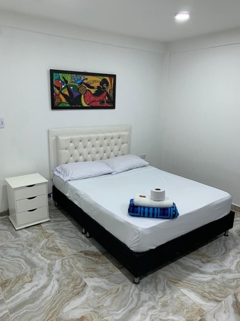 Imagen de la habitación del Hotel Praga Medell&iacute;n. Foto 10