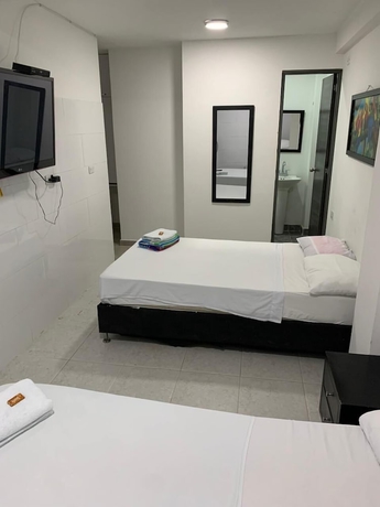 Imagen de la habitación del Hotel Praga Medell&iacute;n. Foto 15