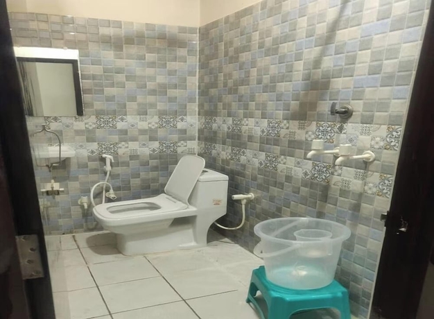Imagen de la habitación del Hotel Pragati Heights. Foto 11