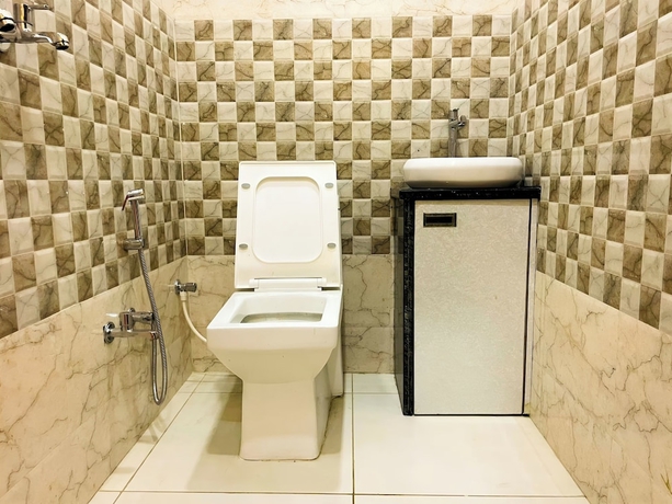 Imagen de la habitación del Hotel Pragati Heights. Foto 12