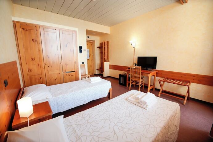 Imagen de la habitación del Hotel Pr&agrave;catinat and Restaurant. Foto 13