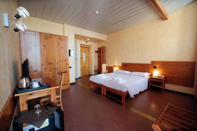 Imagen de la habitación del Hotel Pr&agrave;catinat and Restaurant. Foto 14