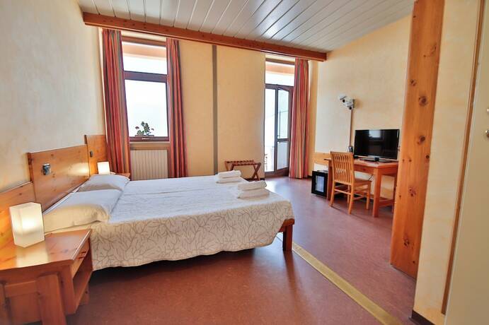 Imagen de la habitación del Hotel Pr&agrave;catinat and Restaurant. Foto 15