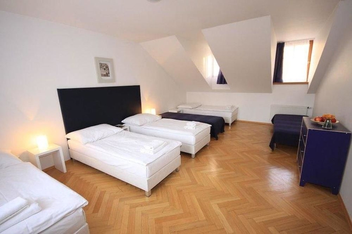 Imagen de la habitación del Hotel Prague Central Residence. Foto 10