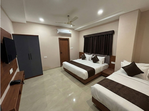 Imagen de la habitación del Hotel Pragya Paradise. Foto 3